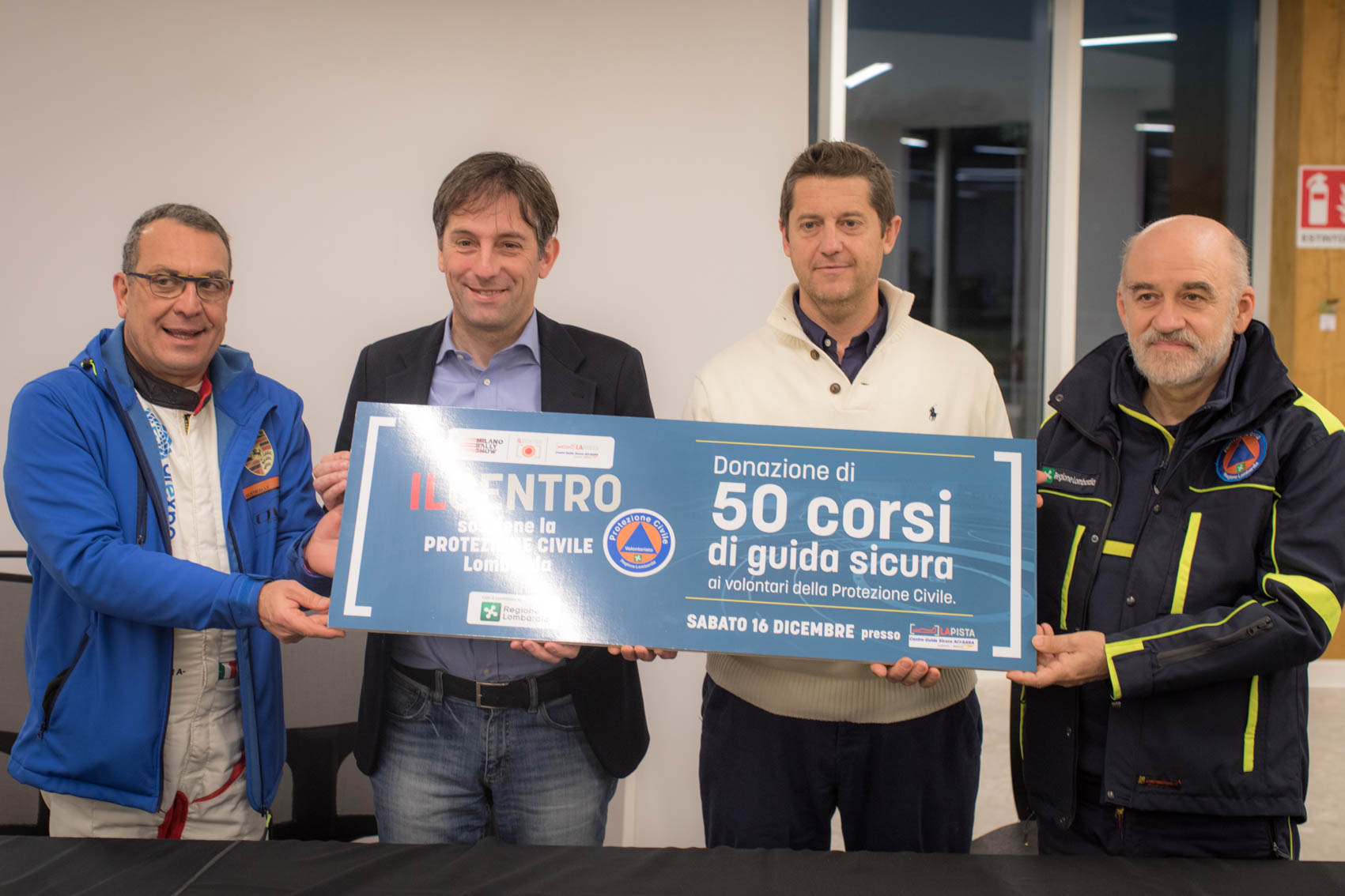 A IL CENTRO di ARESE, LA PROTEZIONE CIVILE LOMBARDA PROTAGONISTA DELLA GIORNATA PER LA SICUREZZA